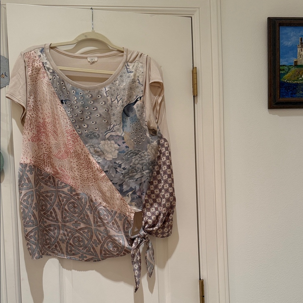 Chic Patchwork Blouse With Tie Detail - image 1